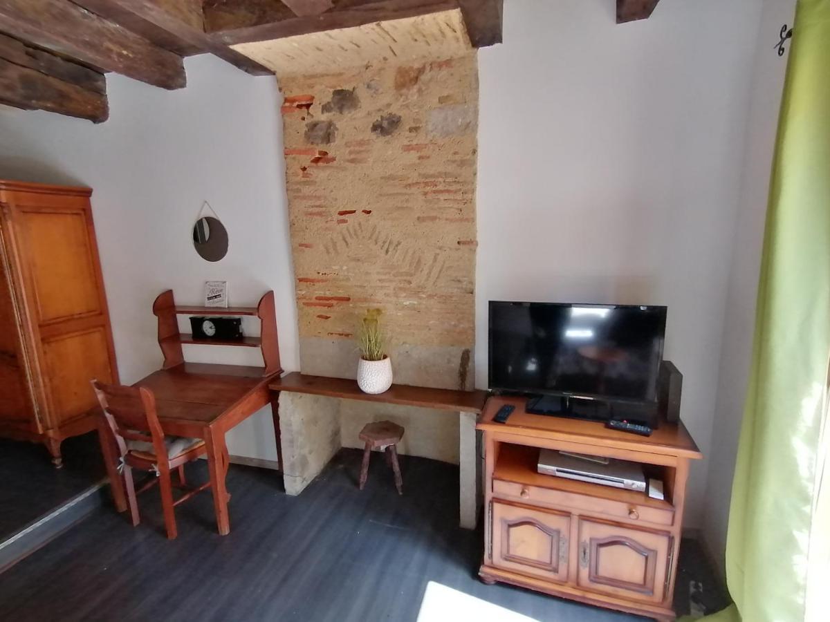 Au Temps D'Antan Appartamento Villefranche-de-Rouergue Esterno foto